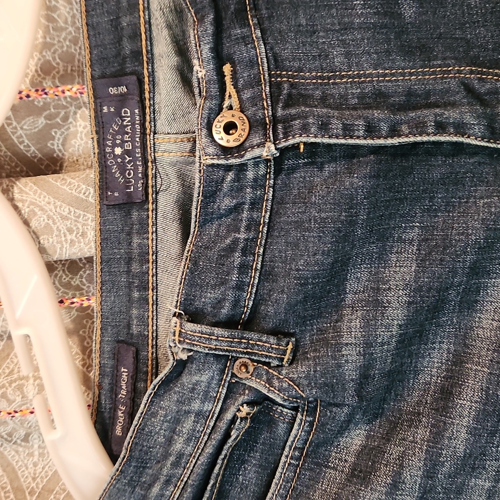 Lucky Brand Jeans - Picture 2 of 7
